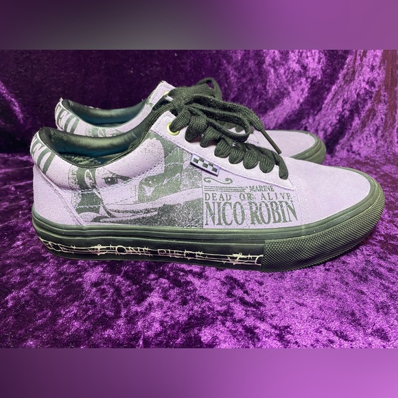 VANS x One Piece Skate Old Skool Shoes Mens 7 Purple GUC - Picture 1 of 14